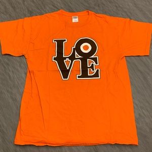 Flyers LOVE Shirt
